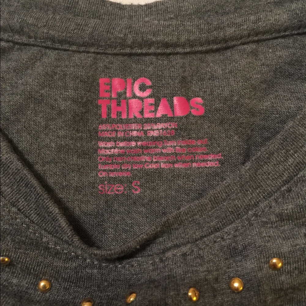 Epic Threads Riveted Long-Sleeve T Size S - Picture 2 of 8